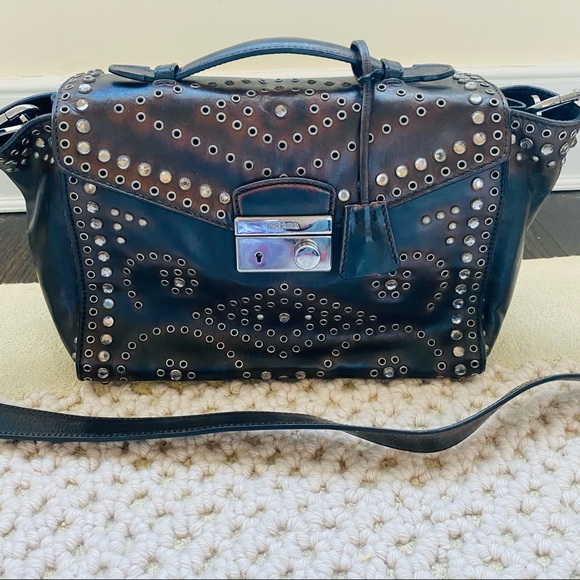 Prada Vitello Vintage Twin Pocket Satchel Bag, Black (Nero). - Picture 5 of 17